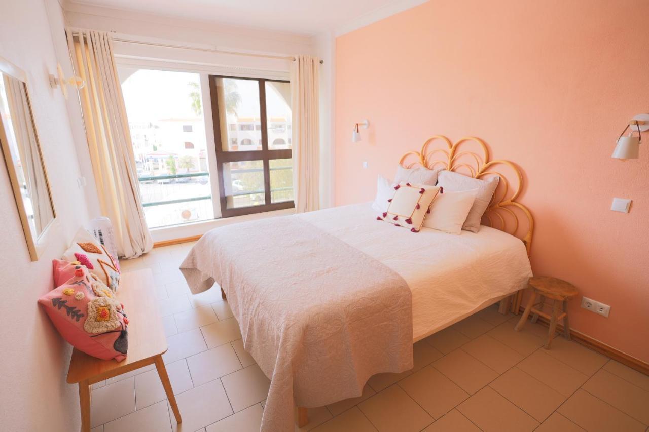 Apartamentos Ninho Das Gaivotas البوفيرا المظهر الخارجي الصورة