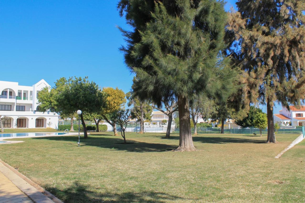 Apartamentos Ninho Das Gaivotas البوفيرا المظهر الخارجي الصورة