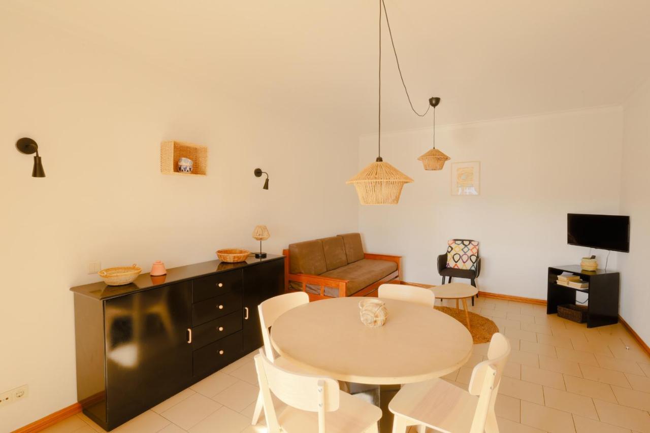Apartamentos Ninho Das Gaivotas البوفيرا المظهر الخارجي الصورة